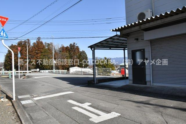 南アルプス市曲輪田の売地の展望|東側道路（南から撮影）