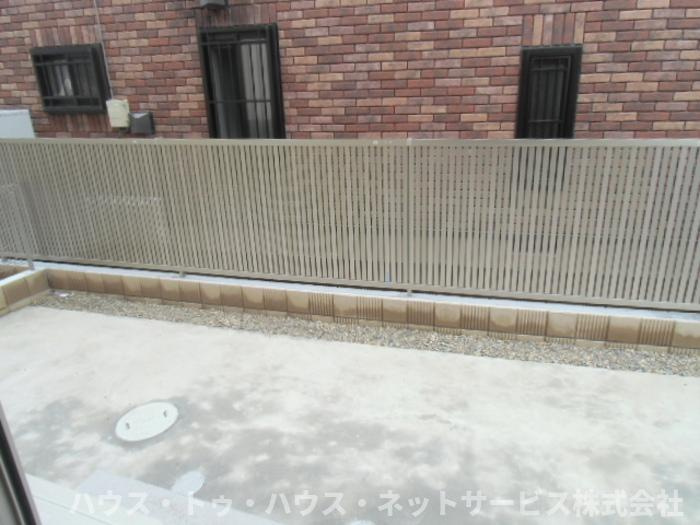 あさひ参番館の庭