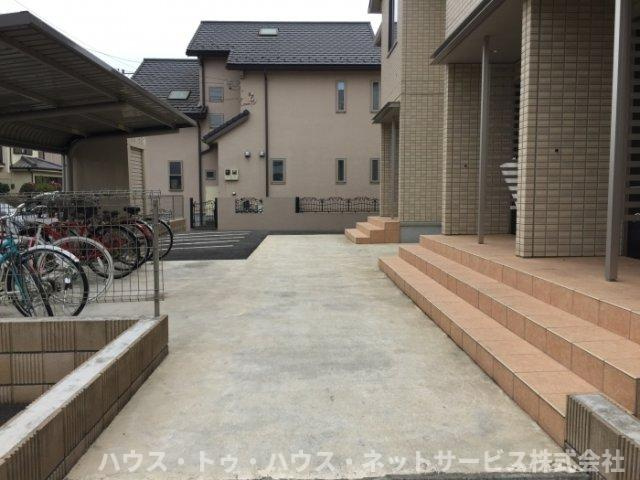 あさひ参番館のエントランス