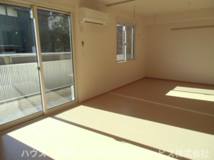 あさひ参番館の居間・リビング