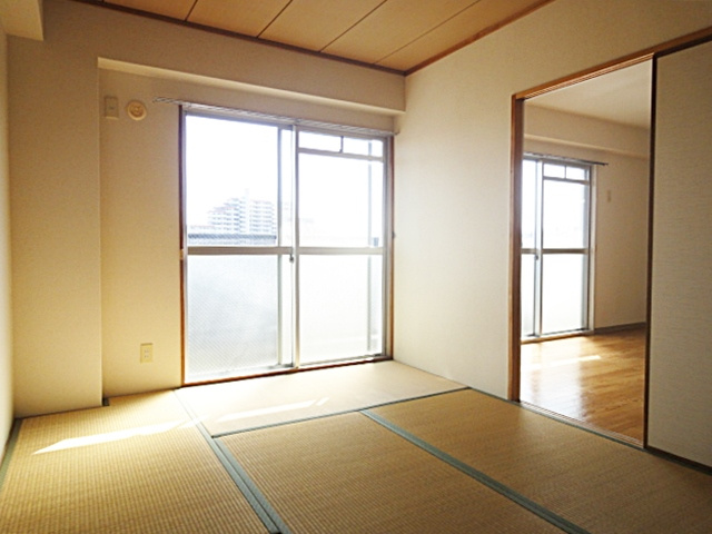 RIZEONE宝塚レジデンスの和室