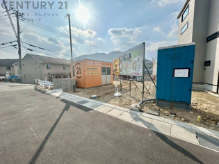 【現地のご紹介】
全14区画の分譲地です。自由設計対応です。資料のご請求やご見学予約承っております。お気軽にお問合せください。