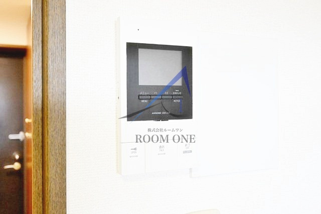 サンテミリオン品川西のセキュリティ|モニター付インターホンです。