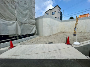 【現地のご紹介】
全14区画の分譲地です。自由設計対応です。資料のご請求やご見学予約承っております。お気軽にお問合せください。