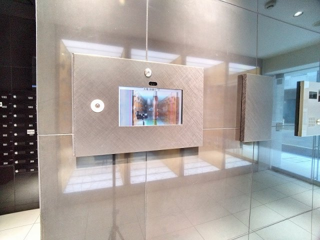 ＬＯＶＩＥ銀座東のエントランス