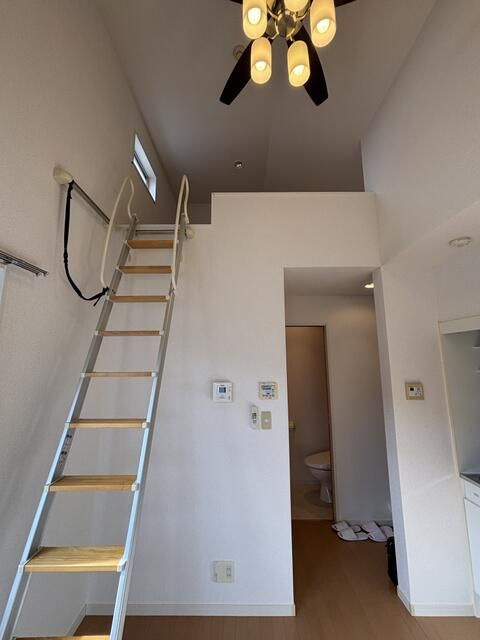 ヒルズ富岡
