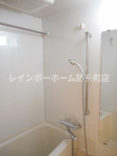 グロースメゾン亀戸の浴室