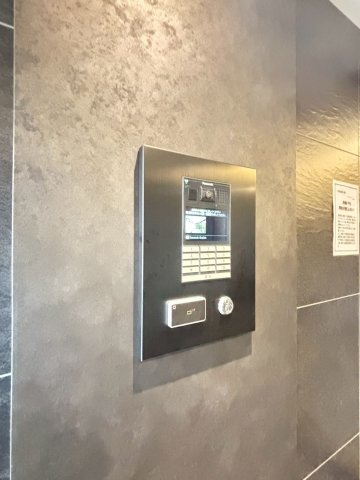 ソルテラスOSAKA千里丘駅前のセキュリティ