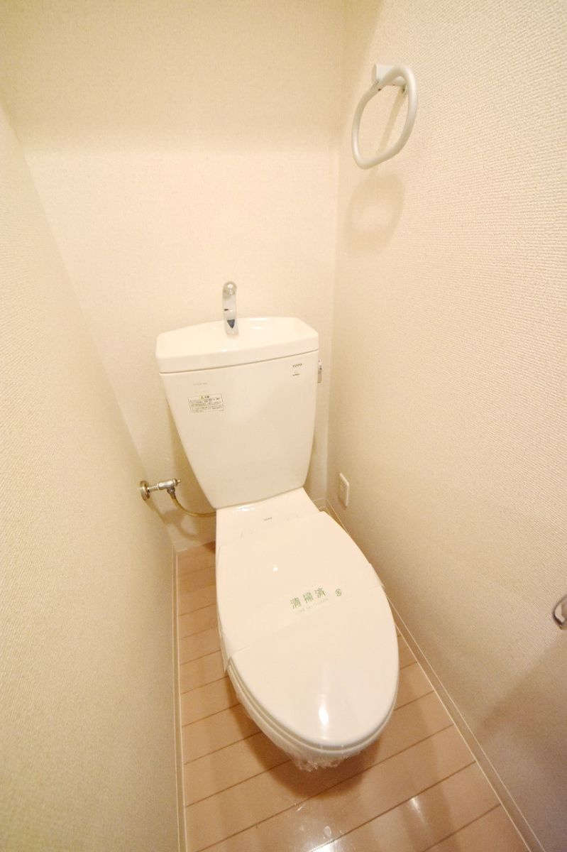 練馬区豊玉上２丁目の賃貸マンションのトイレ