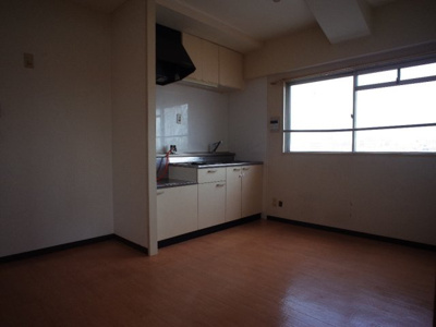 【居間・リビング】 | ロイヤルコーポ魚住 | リビング