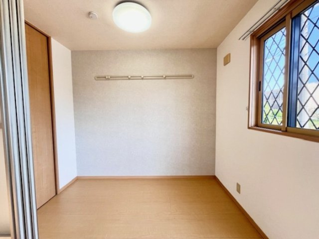 ウィルコートⅡの寝室|落ち着いた色調の寝室です