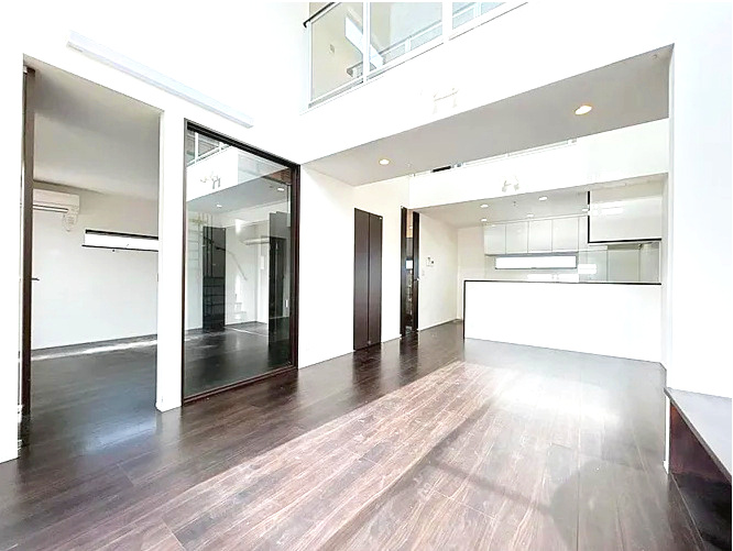 神川町元原　中古1799の居間・リビング