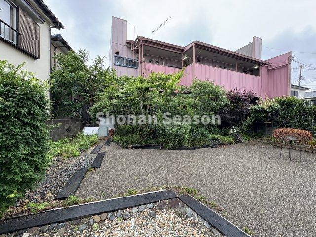 【庭】 | わんちゃんを遊ばせたり、家庭菜園を楽しんだり活用の幅が広がります◎