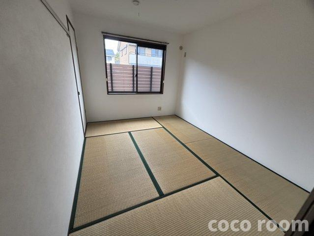 メゾン昴（スバル）の和室