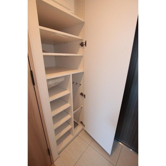 ブランシエスタ本所吾妻橋の玄関