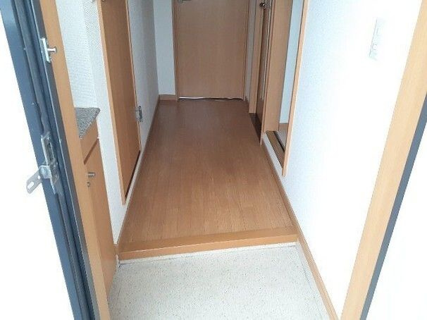 サンシャインタナカの玄関|玄関です