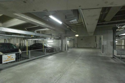 【駐車場】 | リバーサイド香櫨園