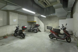 【駐車場】 | リバーサイド香櫨園