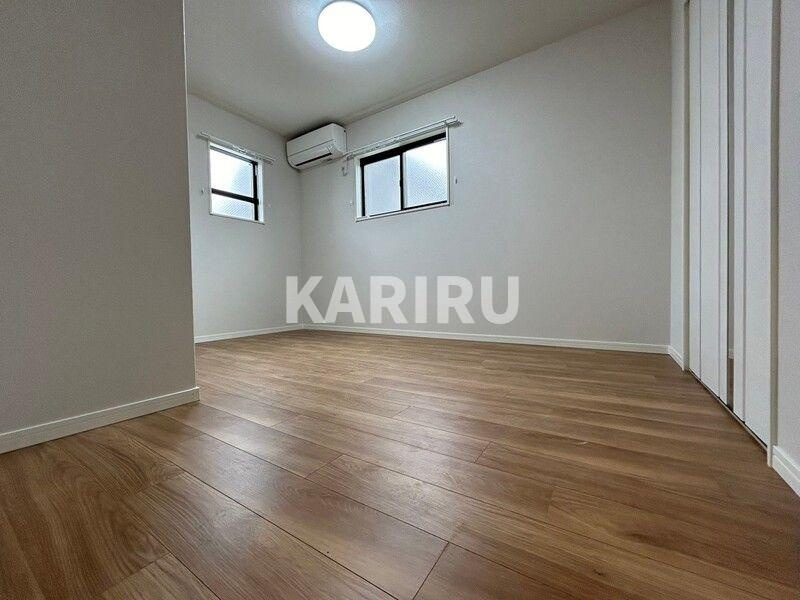 ルミエール今里の寝室