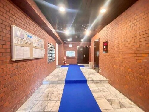 マルモール代々木のエントランス