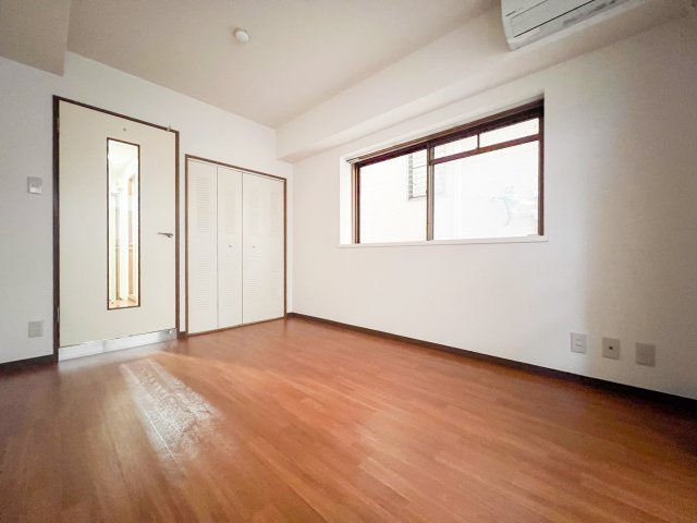 アビテⅡの洋室