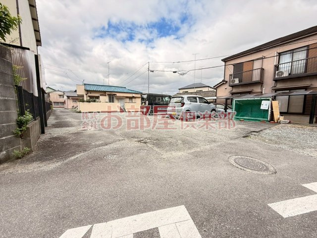 うめみつ第3ハイツの駐車場