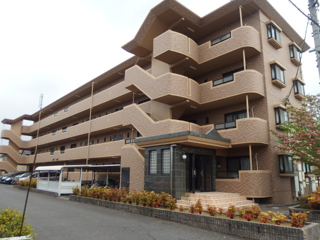 メゾン・ド・ジュネス（舳越町）の外観