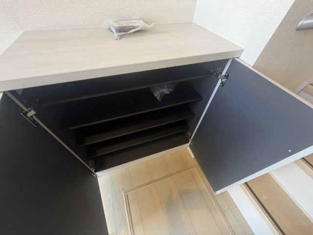 リーブルファイン緑区中野田の収納|シューズボックスです