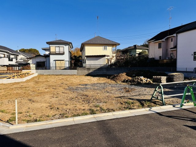 八王子市　石川町　建築条件付き売地　７期の前面道路含む現地写真|～前面6ｍ道路につき駐車しやすいです～