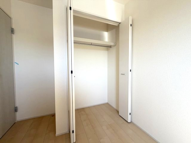 リーブルファイン緑区中野田の収納