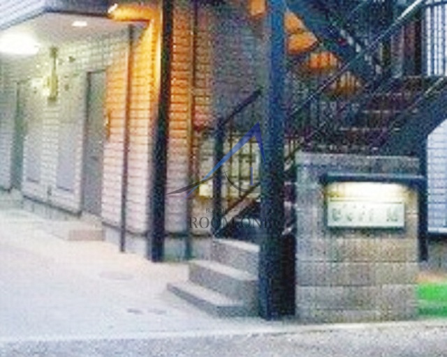 ドルフMのエントランス|エントランスです。