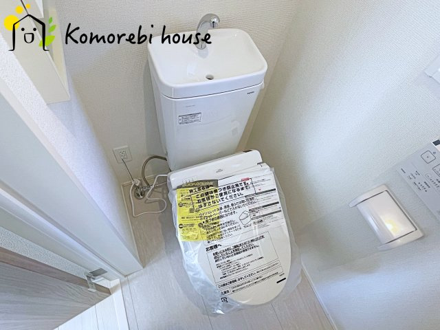 桶川市上日出谷　8期　新築一戸建て　グラファーレ　01のトイレ|26.1.29撮影済み