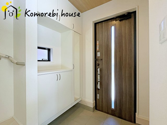 桶川市上日出谷　8期　新築一戸建て　グラファーレ　01の玄関|26.1.29撮影済み