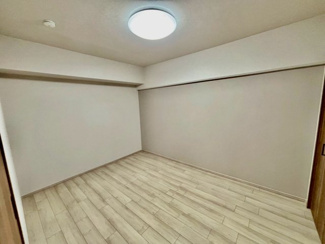 【洋室】 | エバーグリーン金岡四号棟