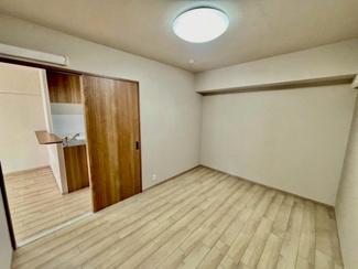 【洋室】 | エバーグリーン金岡四号棟