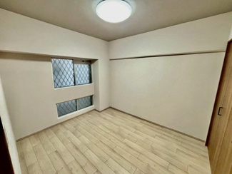 【洋室】 | エバーグリーン金岡四号棟