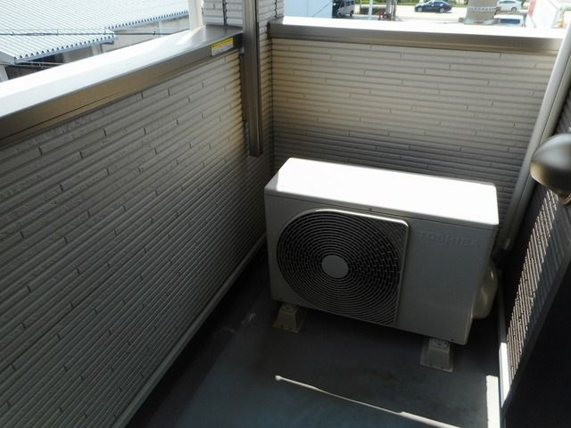 プリムローズⅢのバルコニー|暖かな日差しのふりそそぐバルコニー