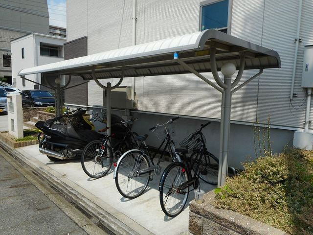 プリムローズⅢのその他共用部分|駐輪場です