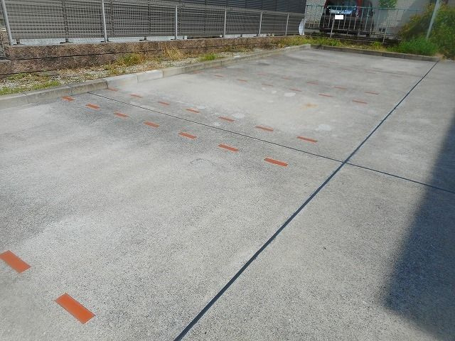 プリムローズⅢの駐車場|駐車場です