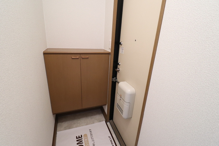 【玄関】