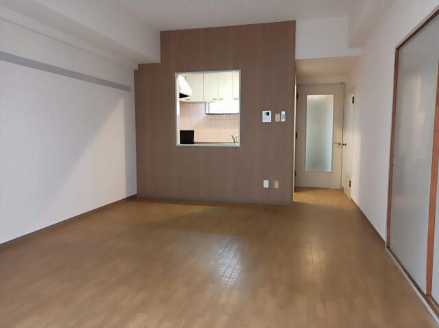 セントラル富浜の居間・リビング