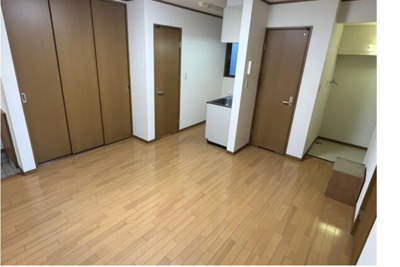 【居間・リビング】 | 本郷5丁目戸建 | 使いやすい居間です