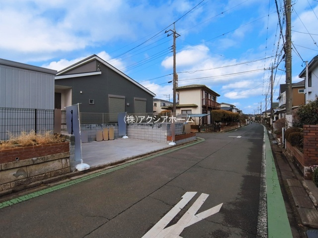 所沢市下富・全1棟　新築一戸建　～平屋建て・大型4LDK～の前面道路含む現地写真|現地写真（2026年3月10日撮影）