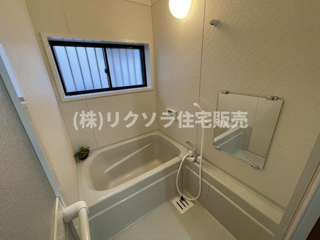 東香里3丁目　中古一戸建ての浴室|■物件内覧・資金計画相談・住宅ローン相談、リフォーム相談、お問合せ受付中■
※当日・翌日のご内覧、ご相談はお電話でのお問合せがスムーズです！