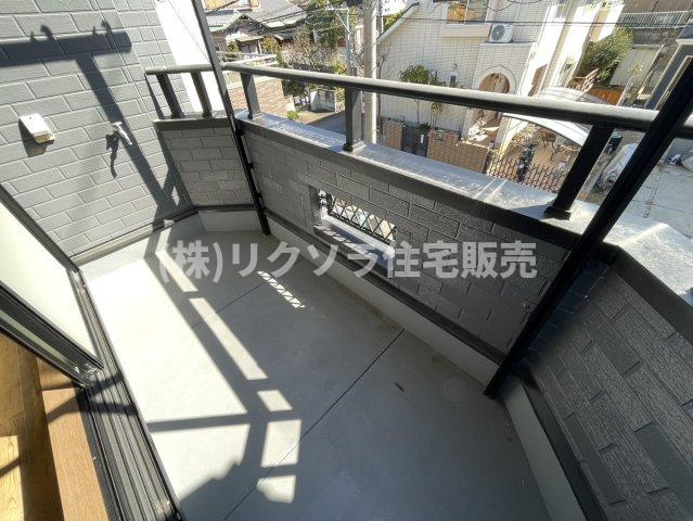 東香里3丁目　中古一戸建てのバルコニー|■物件内覧・資金計画相談・住宅ローン相談、リフォーム相談、お問合せ受付中■
※当日・翌日のご内覧、ご相談はお電話でのお問合せがスムーズです！