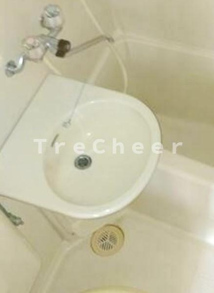 相良ビルの洗面所