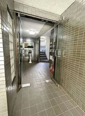 【エントランス】 | ＹＳビルディング