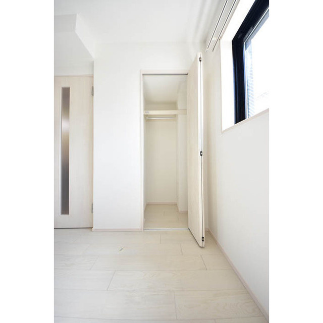 オークハウス三軒茶屋　築浅　ペット相談　ネット０の収納