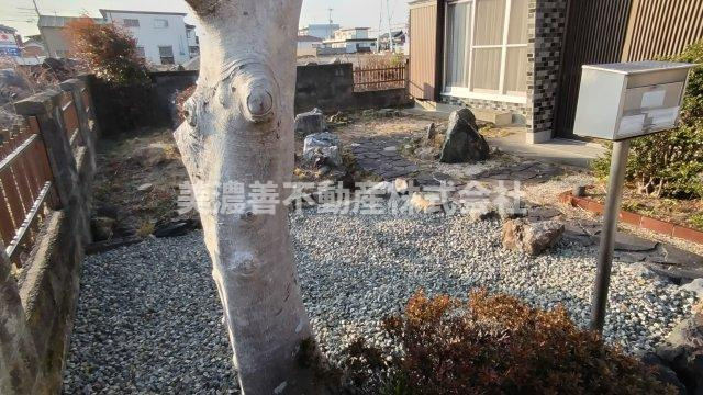 ６６４２２　本巣市宗慶土地の外観