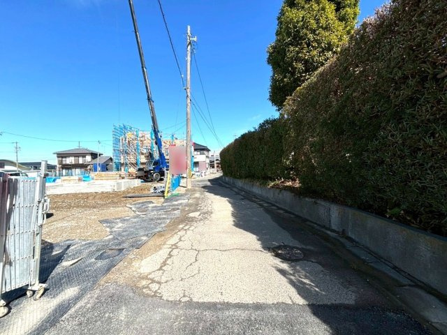 タマタウン　羽島市江吉良町　全5区画分譲の前面道路含む現地写真|「現地（2026年1月30日）撮影」　
■前面道路　
■ヤマダ不動産　株式会社リライフ